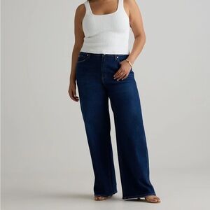 Bella Stretch Relaxed Straight High rise Jeans in stormy blue size 31x26